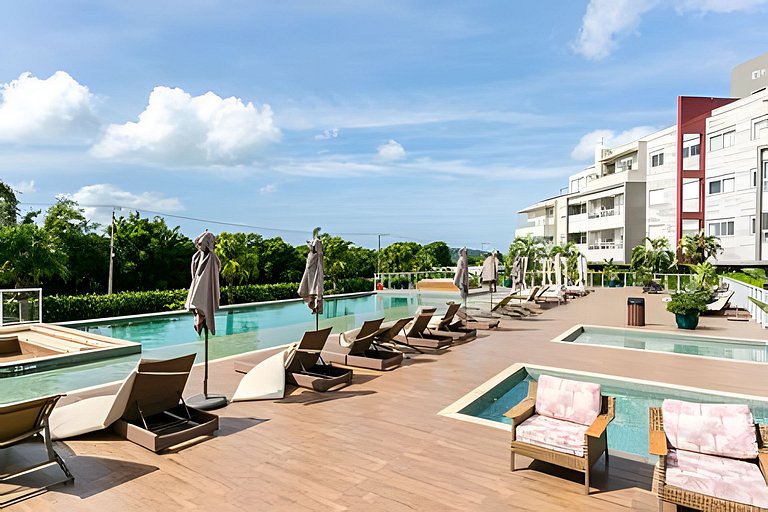 Thai Home: Aconchego, piscina aquecida, frente mar