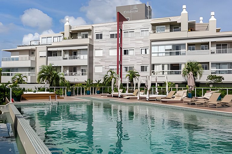 Thai Home: Aconchego, piscina aquecida, frente mar