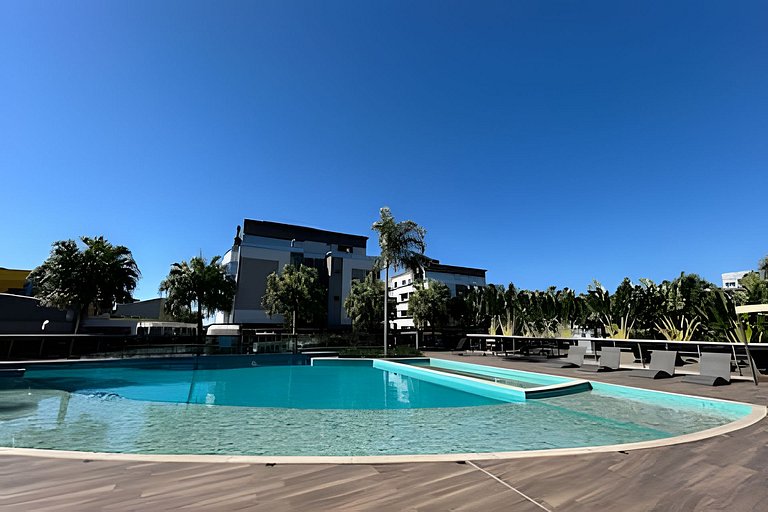 Swami: condomínio clube, lazer, pertinho da praia