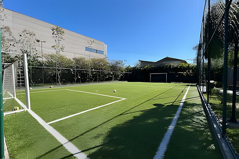 Swami: condomínio clube, lazer, pertinho da praia