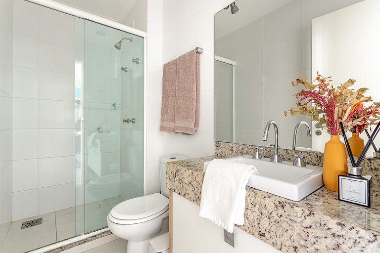 Belo studio com piscina - praia do Campeche