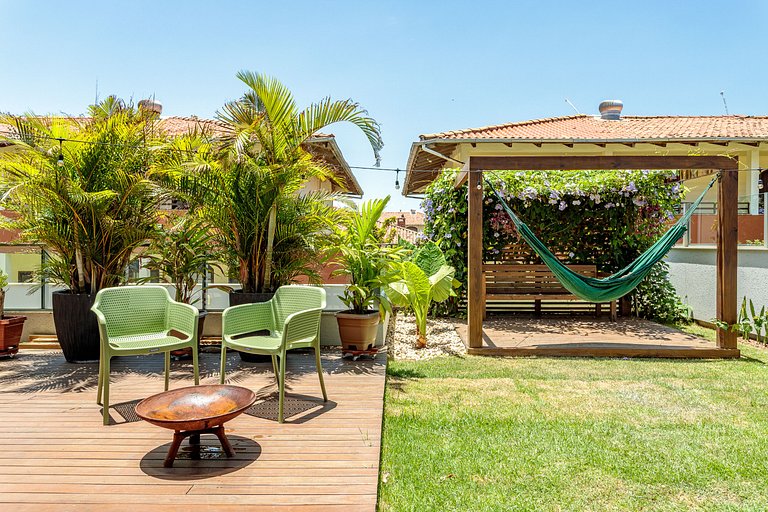 Iconic: Pé na Areia, Garden, jacuzzi e churrasqueira privati