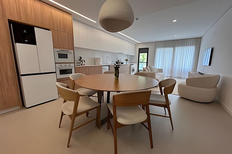 Iconic: Pé areia, 2 quartos, completo, minimalista