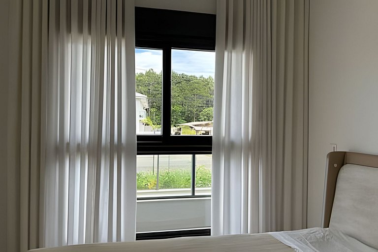 Iconic: Pé areia, 2 quartos, completo, minimalista