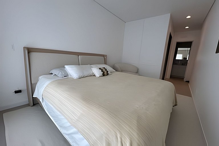 Iconic: Pé areia, 2 quartos, completo, minimalista