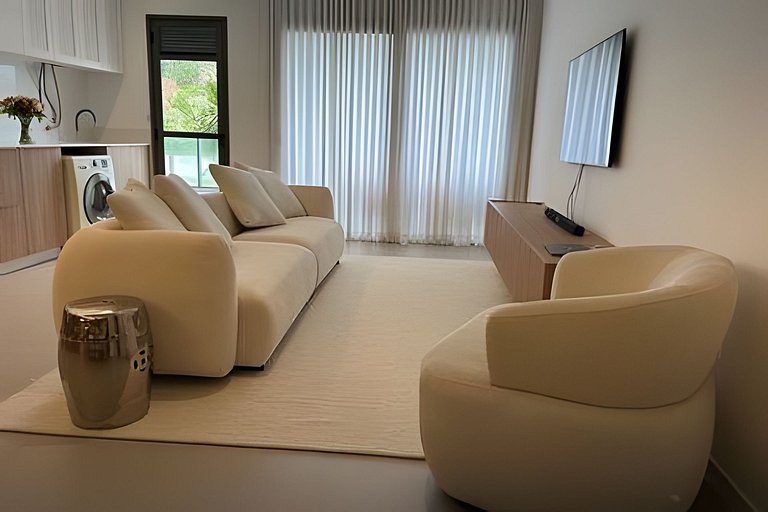 Iconic: Pé areia, 2 quartos, completo, minimalista