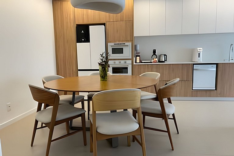 Iconic: Pé areia, 2 quartos, completo, minimalista