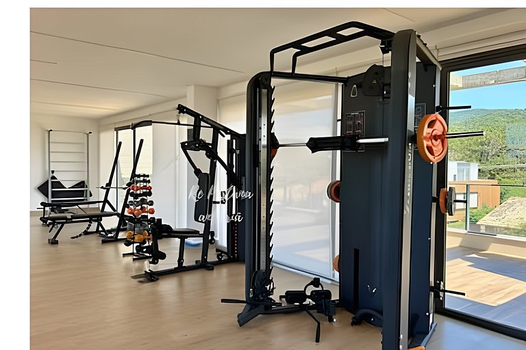 Iconic: Pé areia, 2 quartos, completo, minimalista